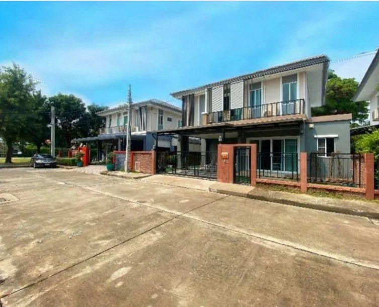 Passorn Prestige Luxe Pattanakarn — photo 19