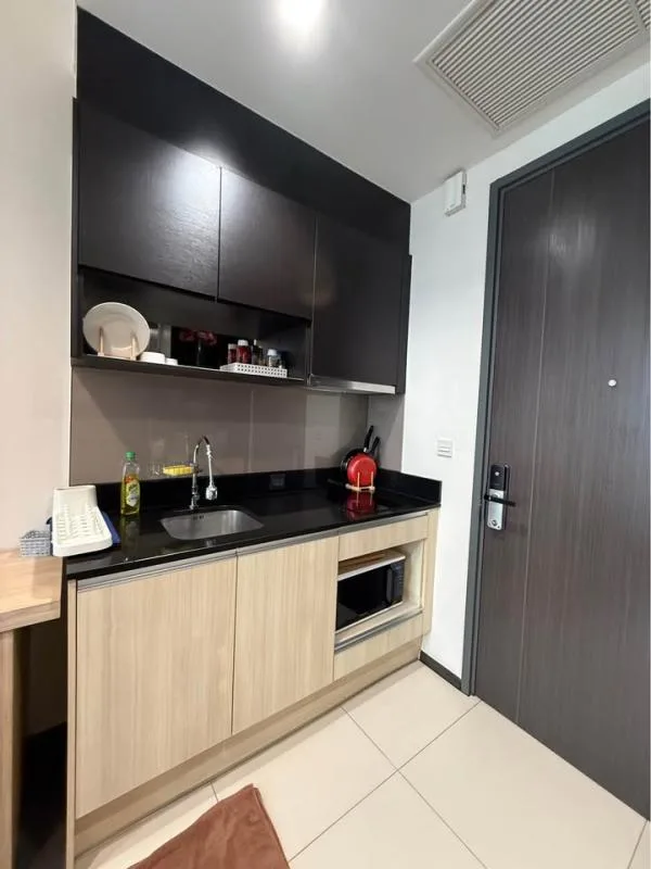 Edge Sukhumvit 23 — photo 3