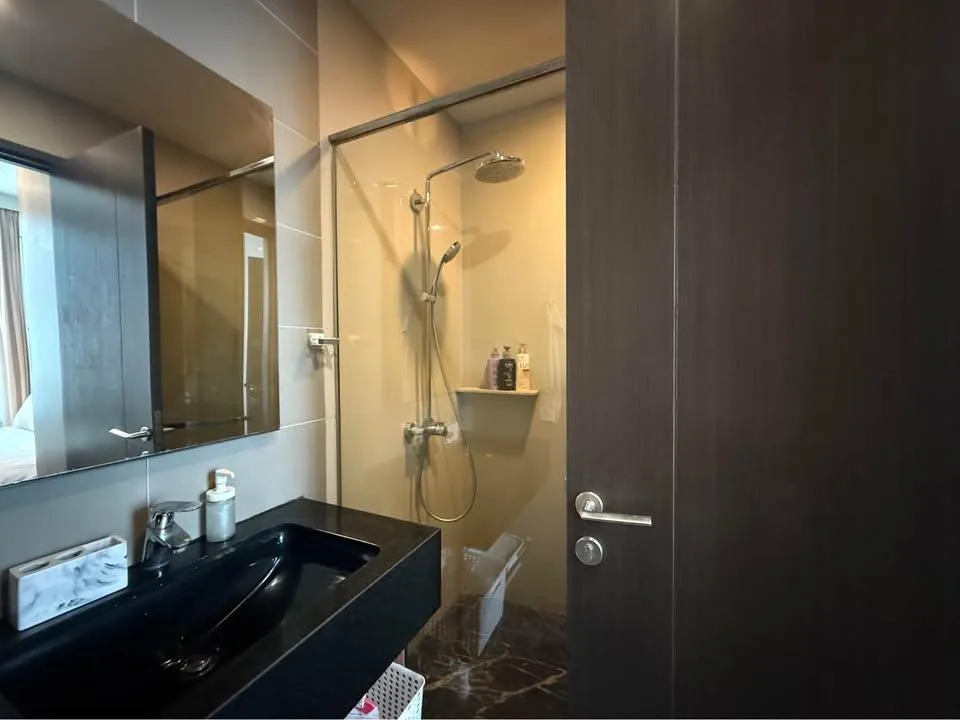 Edge Sukhumvit 23 — photo 8