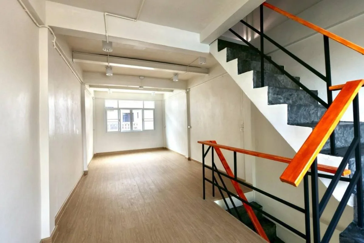 Townhome — photo 3