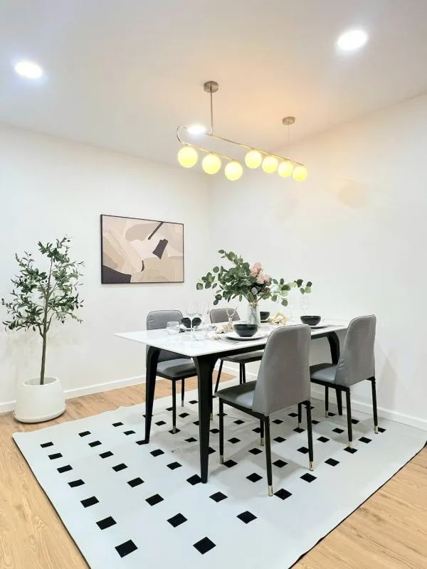 Townhome — photo 3