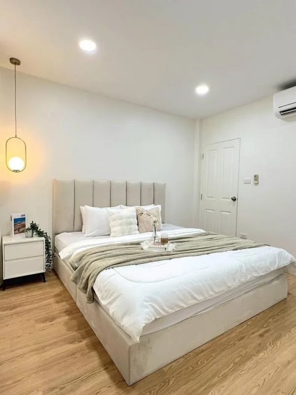Townhome — photo 8