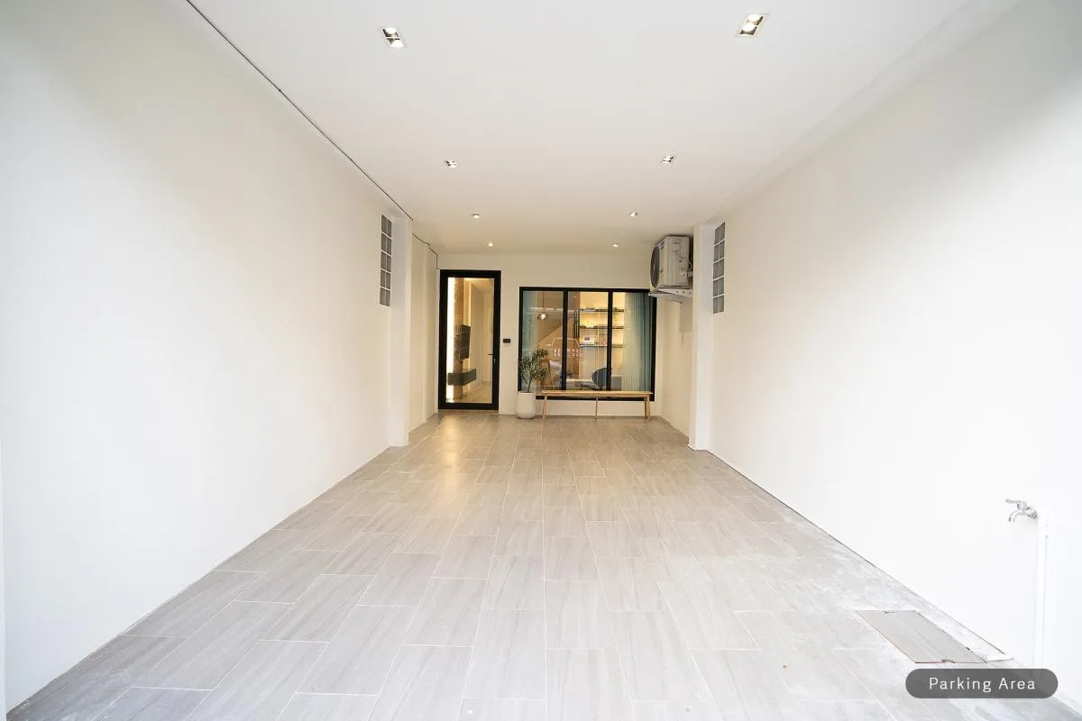 Townhome — photo 8