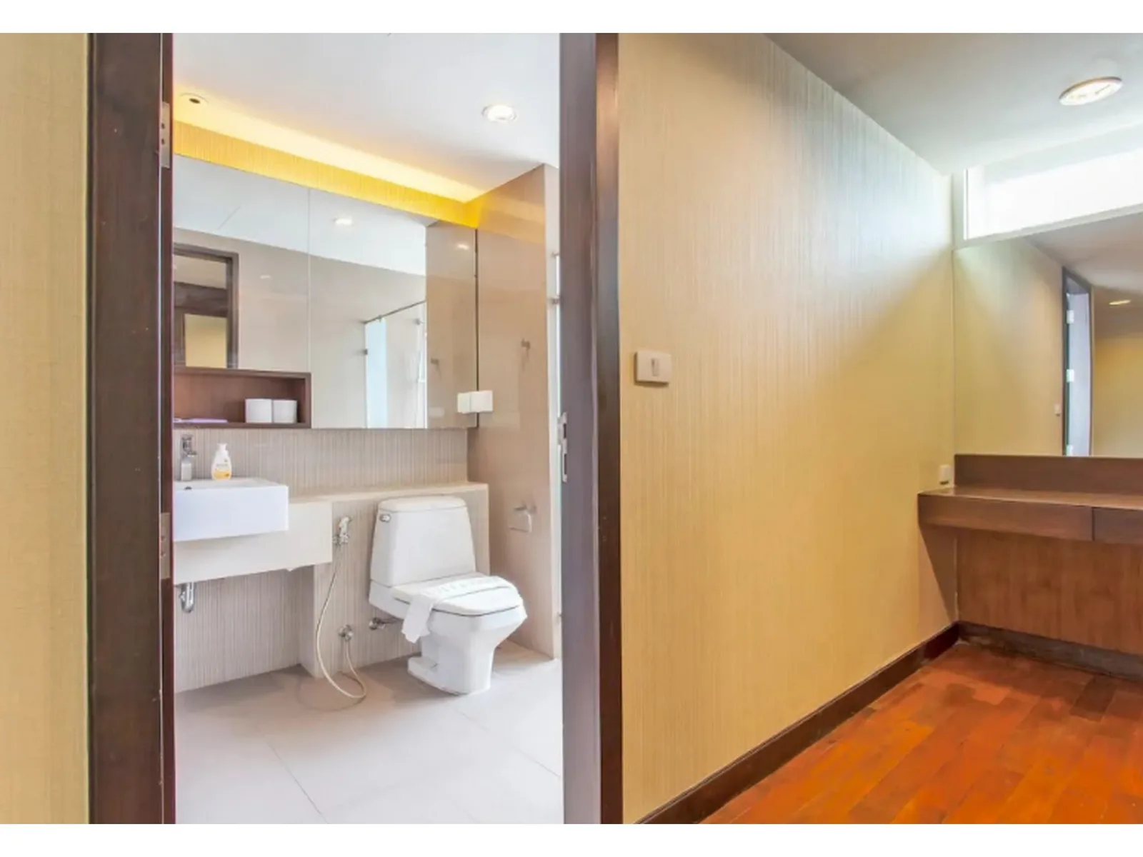 Richmond Hills Residence Thonglor 25 — photo 9