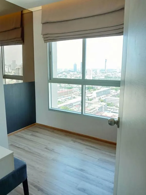 Fuse Chan - Sathorn — photo 10