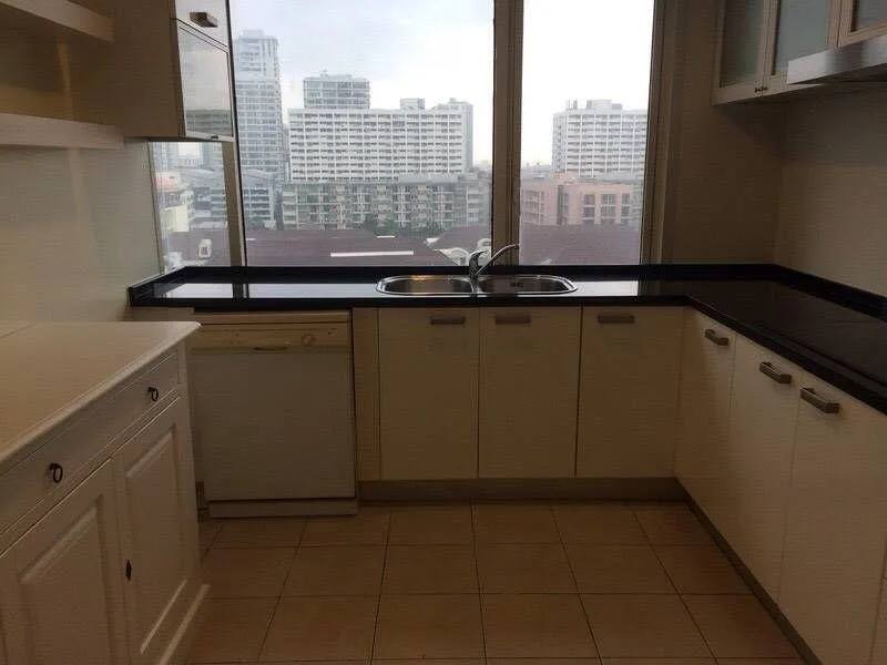 Hampton Thonglor 10 — photo 4