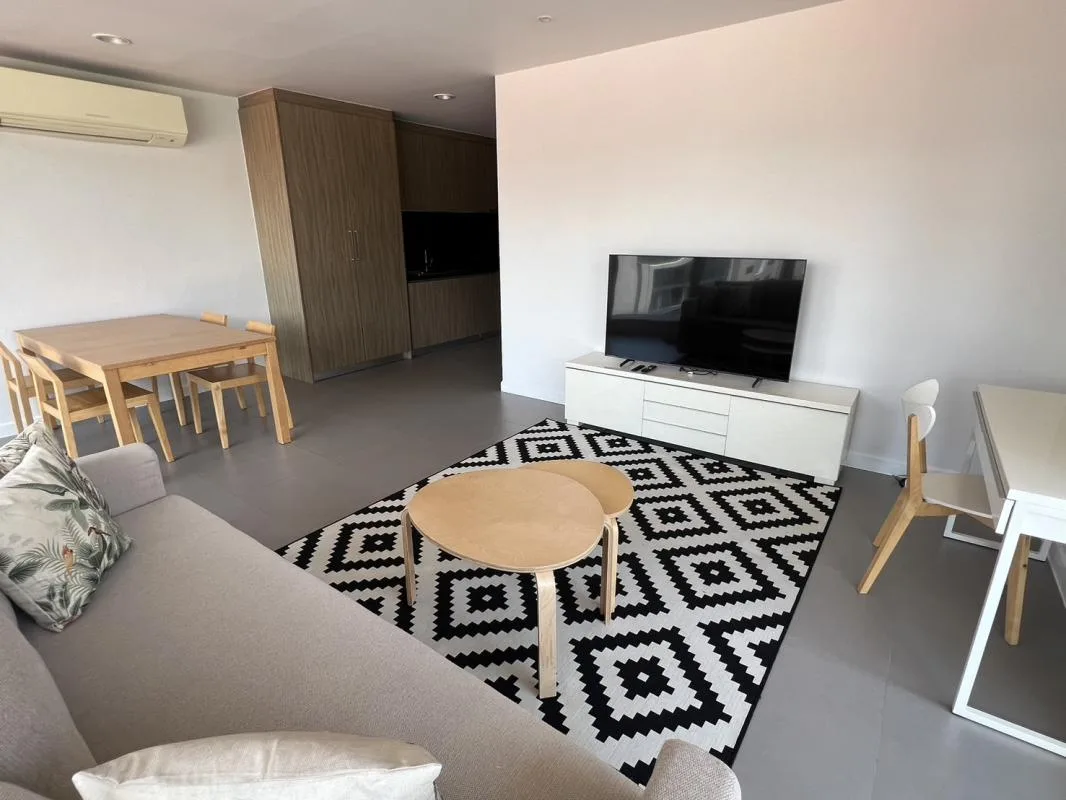 Living @ 24 — photo 3
