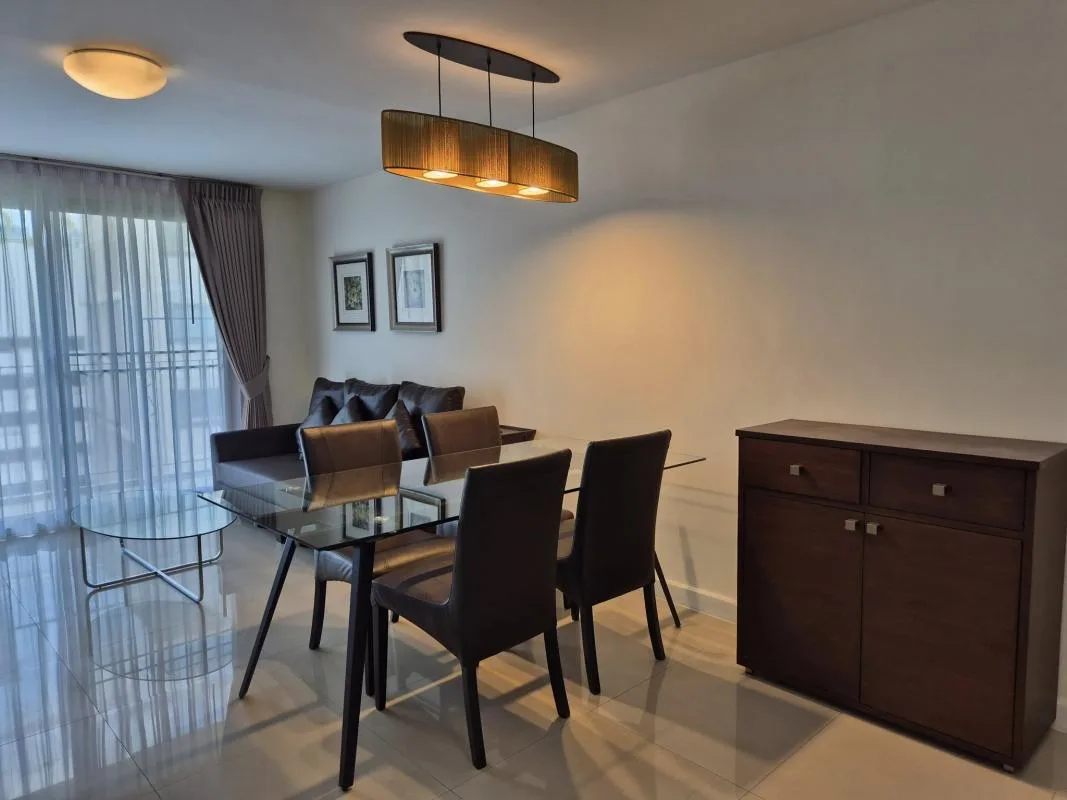 The Clover Thonglor — photo 2