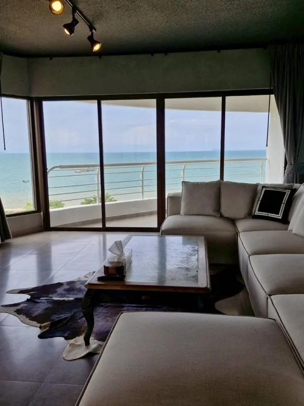 Metro Jomtien Condotel — photo 3