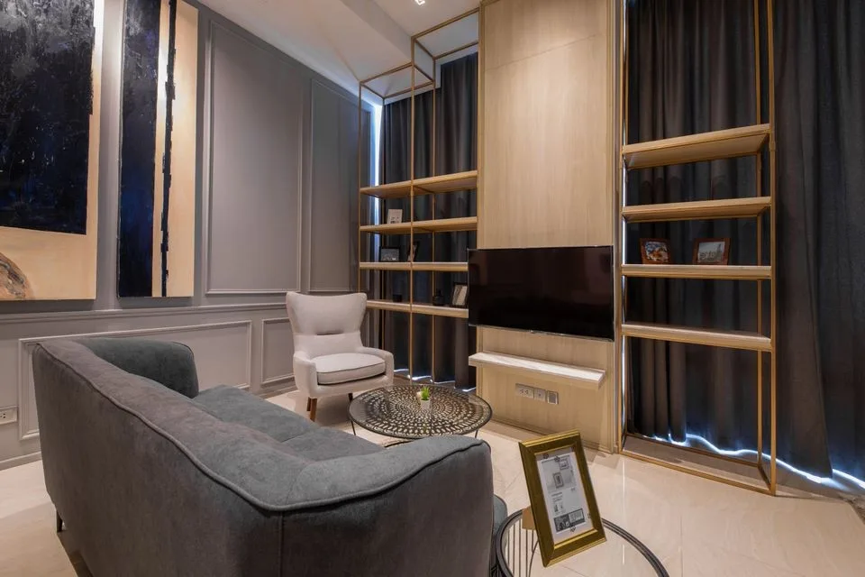Ashton Silom — photo 8