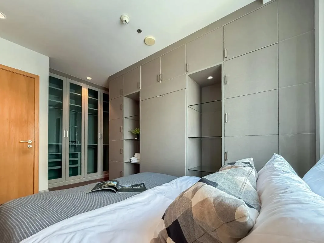 Circle Condominium — photo 11