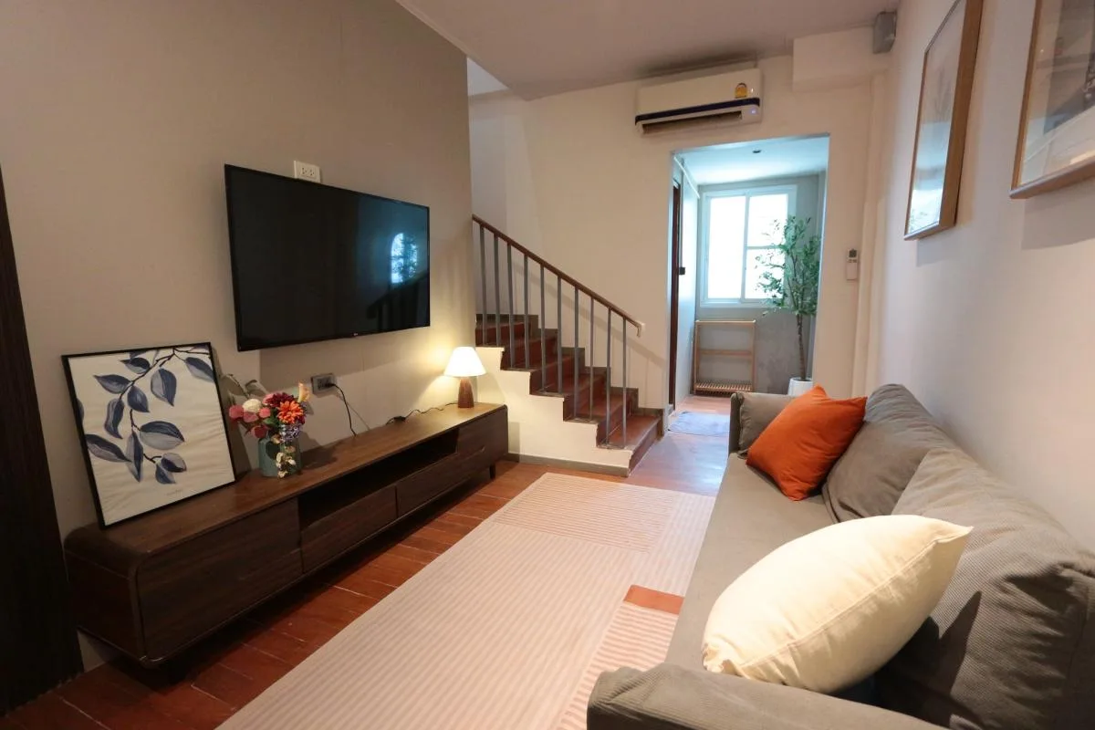 Townhome — photo 2