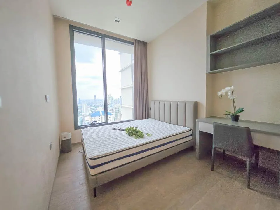 The Esse Asoke — photo 12