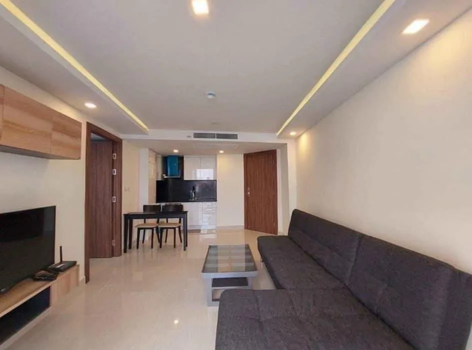 Grand Avenue Residence — photo 3