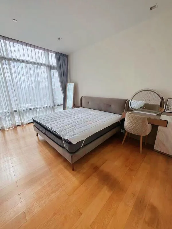 Circle Living Prototype — photo 9