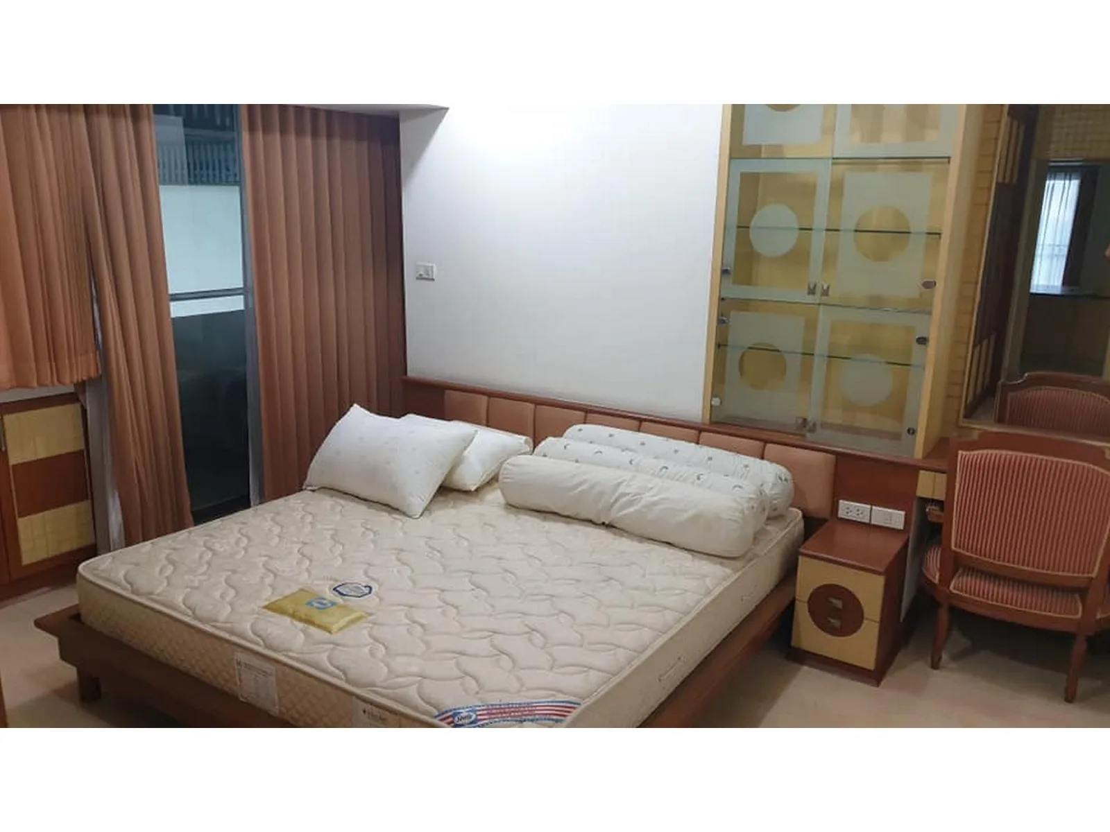 Supalai Place — photo 12