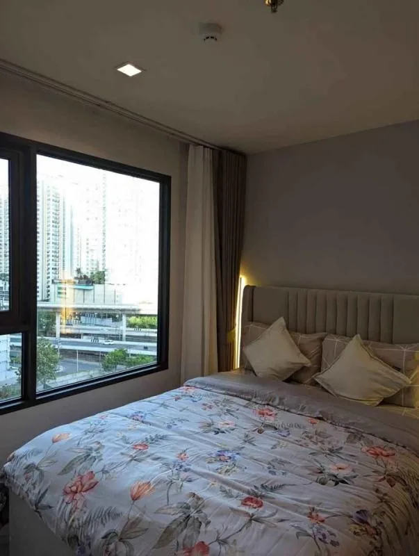 Life Sathorn Sierra — photo 5