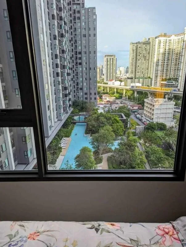 Life Sathorn Sierra — photo 6