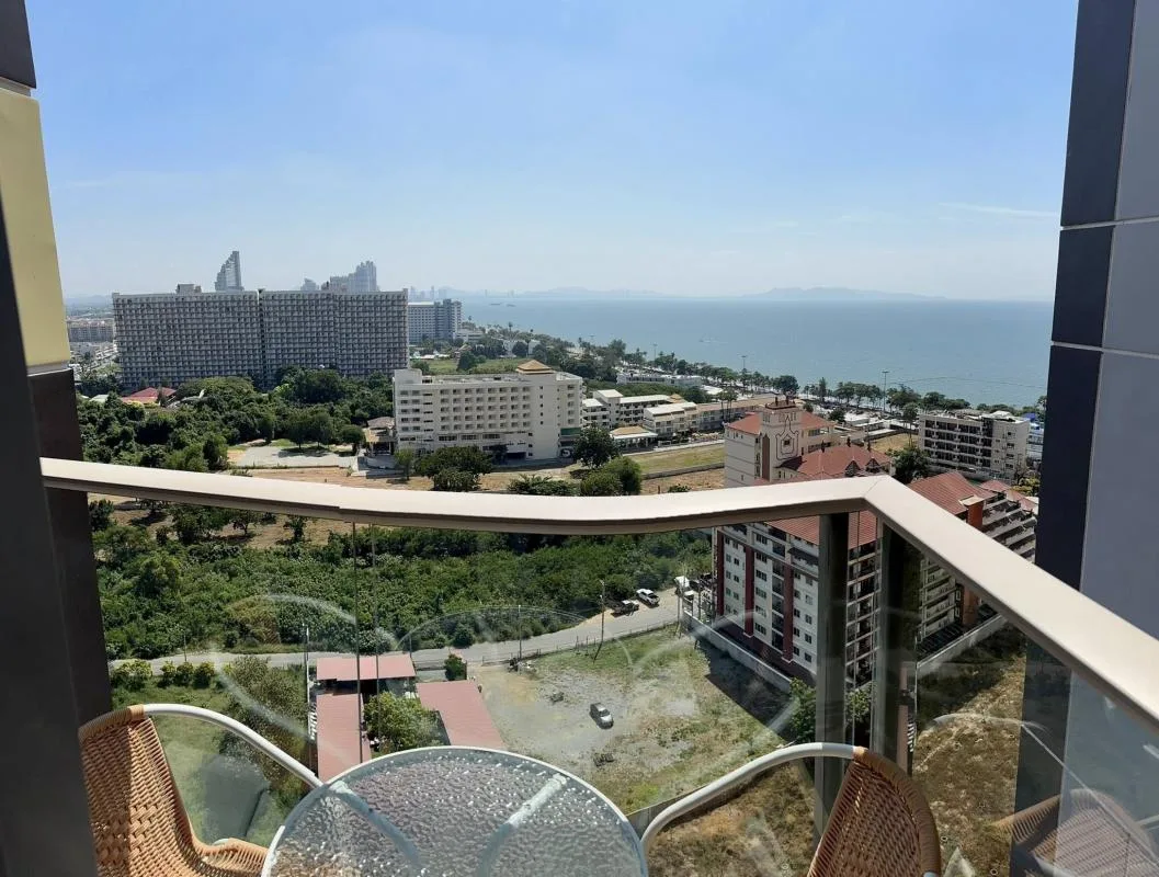 Copacabana Beach Jomtien — photo 9