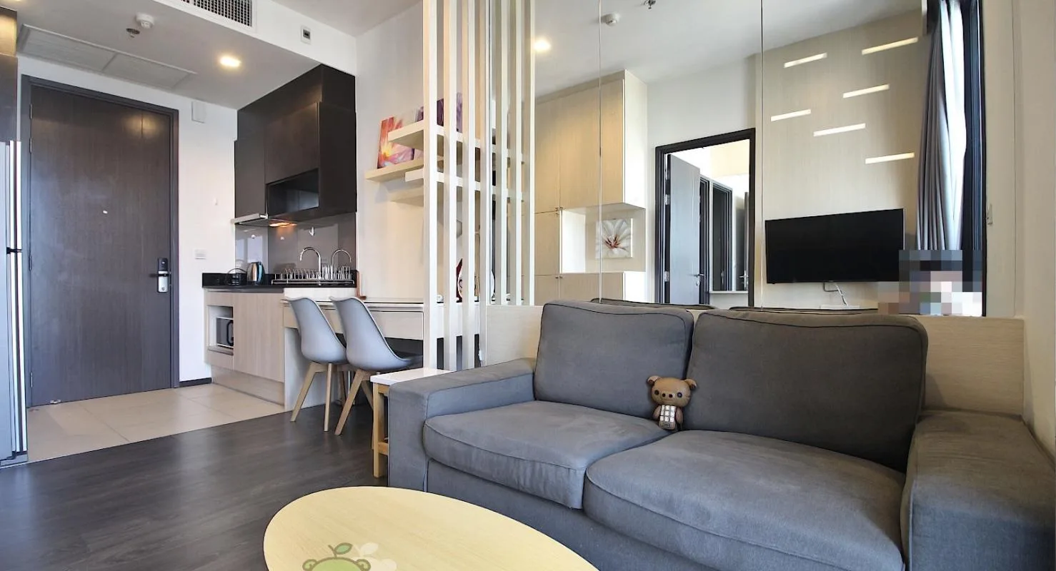 Edge Sukhumvit 23 — photo 2