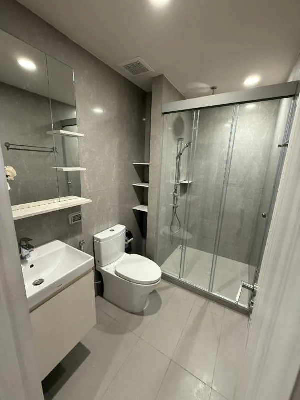 The Issara Sathorn — photo 13