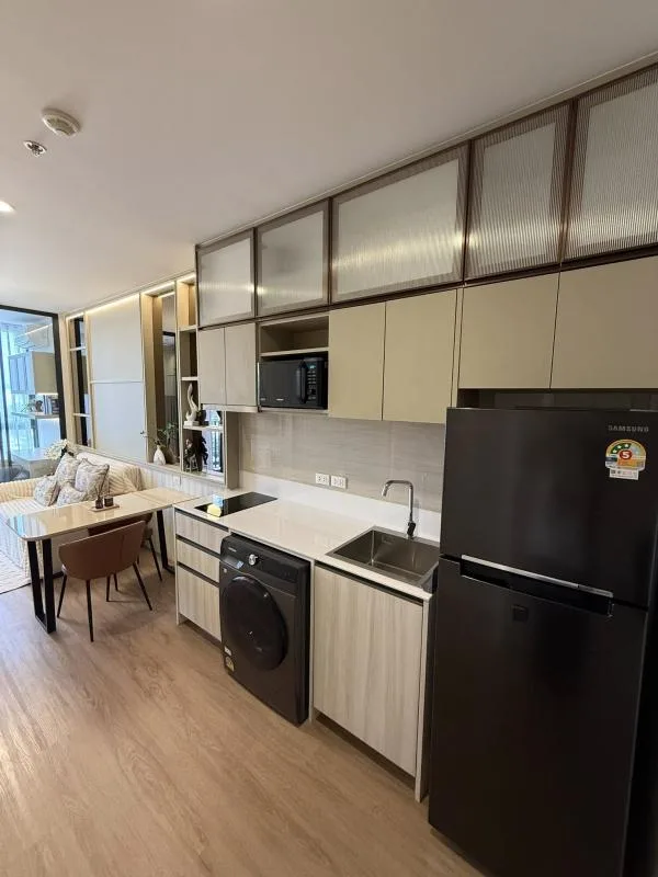 The Issara Sathorn — photo 4