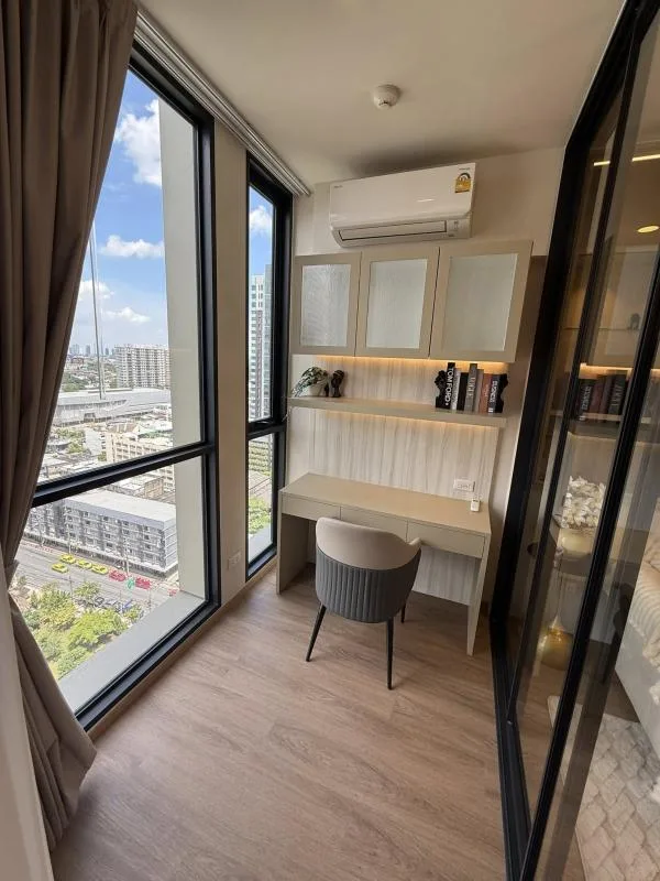 The Issara Sathorn — photo 9