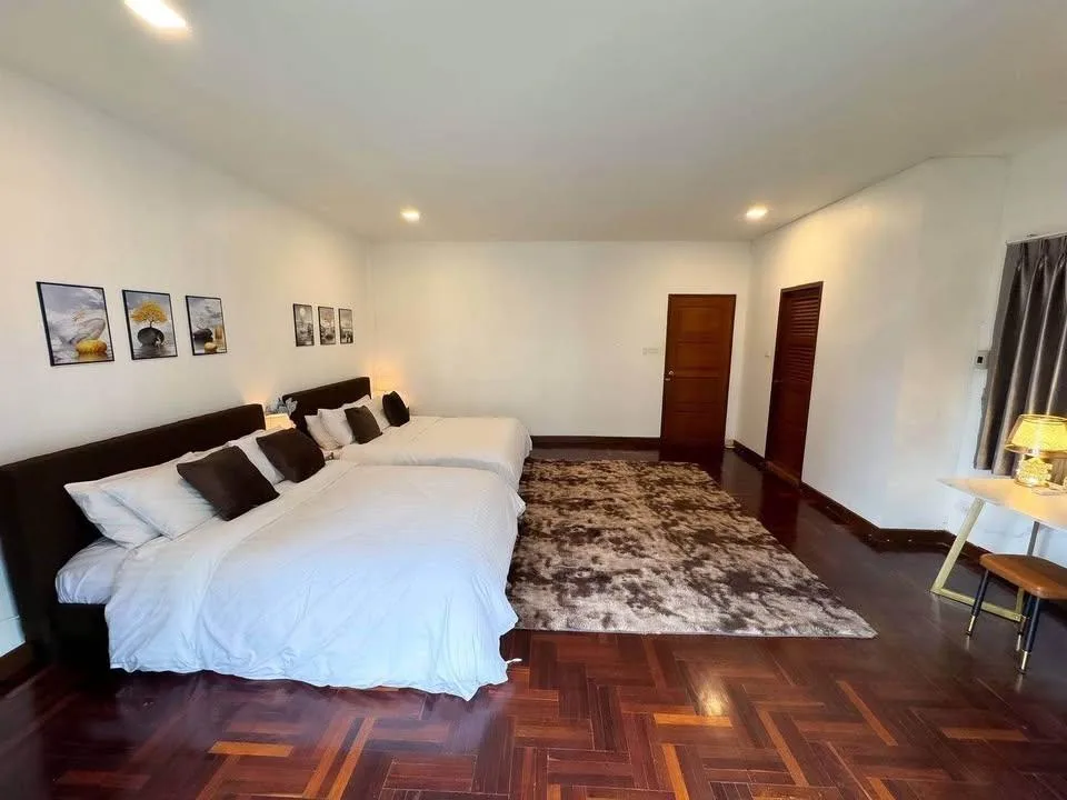 Townhome — photo 9