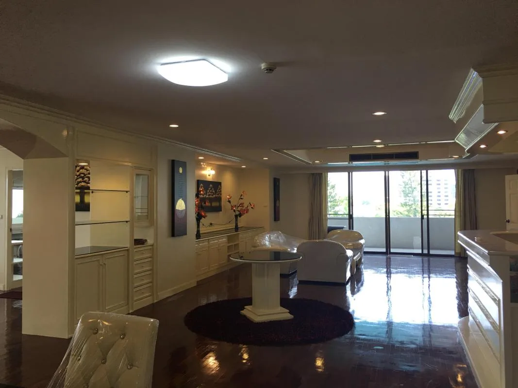 Oriental Towers — photo 9