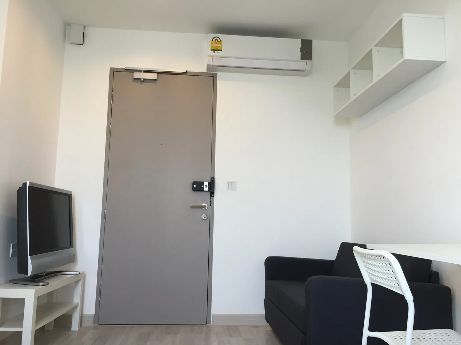 Ideo Mobi Sukhumvit 81 — photo 3