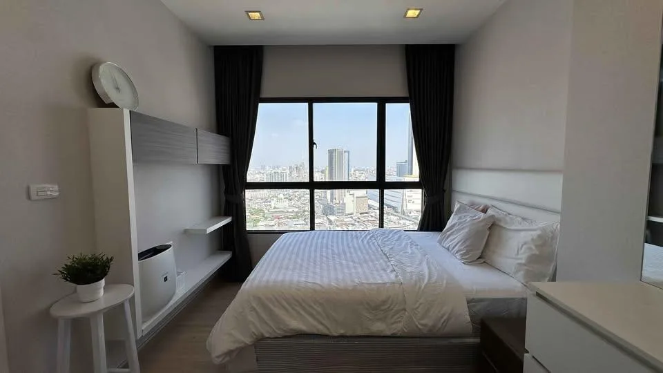 Urbano Absolute Sathon - Taksin — photo 7