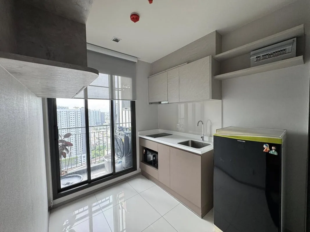 Life Sathorn Sierra — photo 4