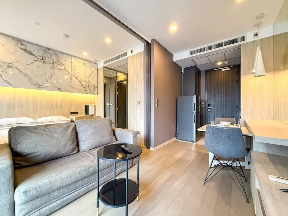 Ashton Asoke — photo 4