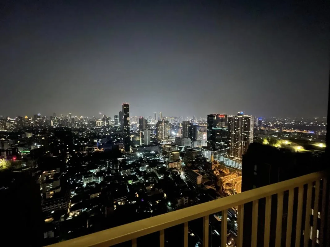 C Ekkamai — photo 8