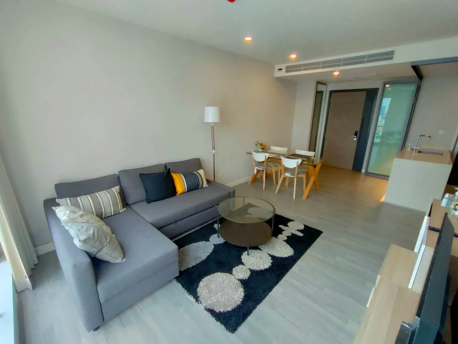 The room Sathorn - TanonPun — photo 1