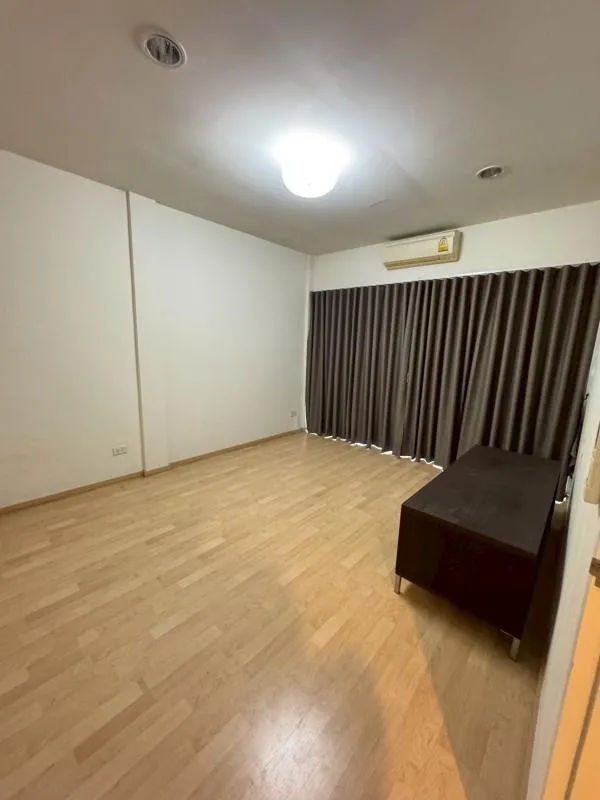 Noble Cube Pattanakarn — photo 13