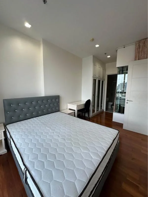 Ivy Sathorn 10 — photo 16