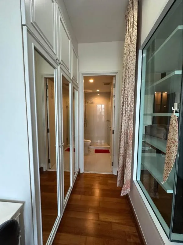 Ivy Sathorn 10 — photo 10