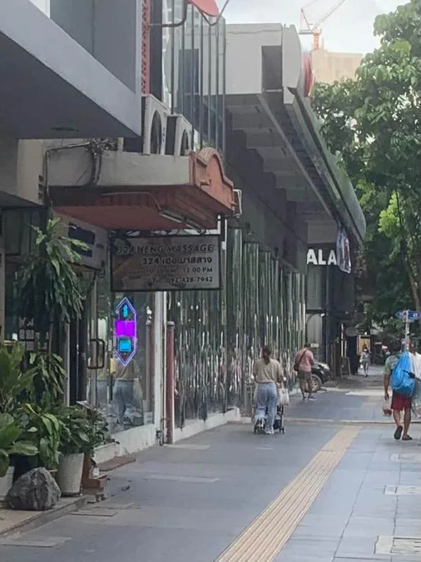 Commercial Thonglor 29 — photo 4