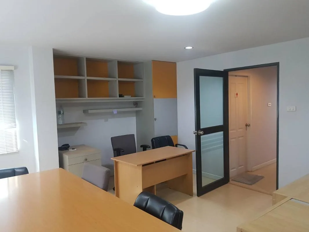 Townhome — photo 3