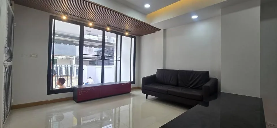 Sarin Wiz Sukhumvit 107 — photo 2