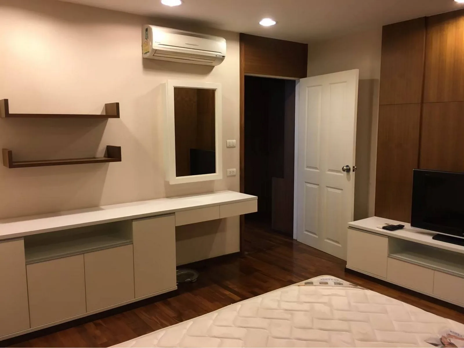 The Aree Condominium — photo 10