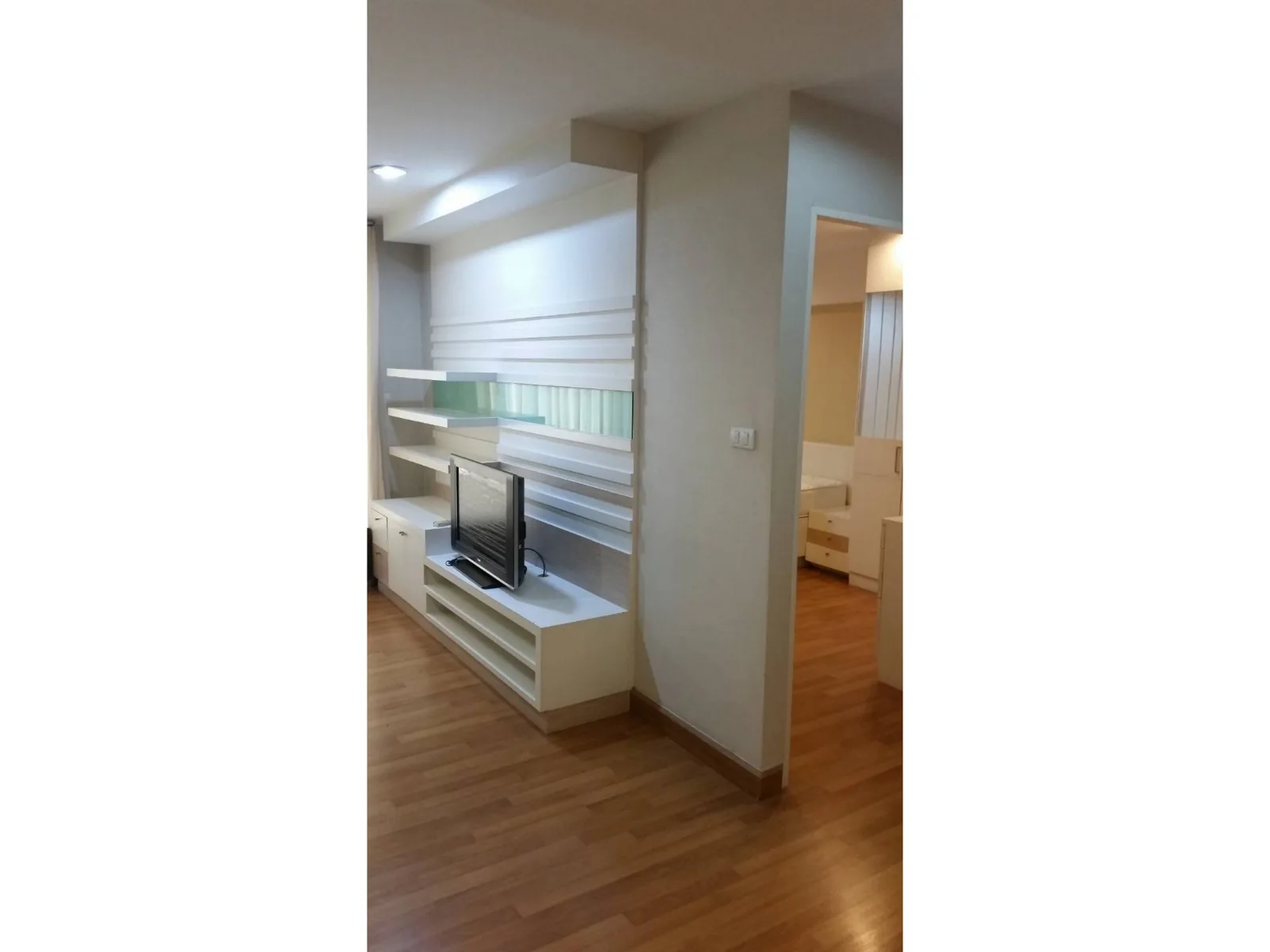The Aree Condominium — photo 2