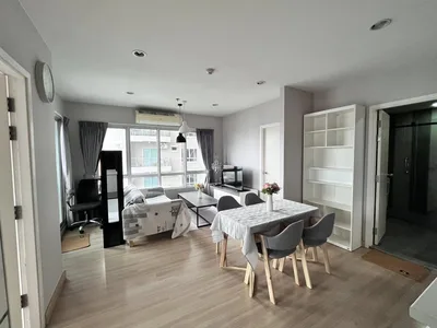 Motif Condo