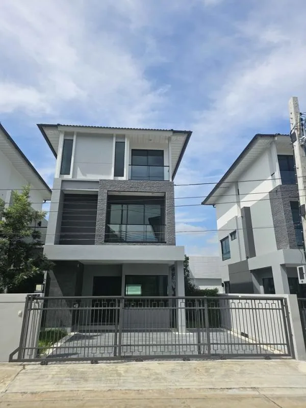 Townhome — photo 15