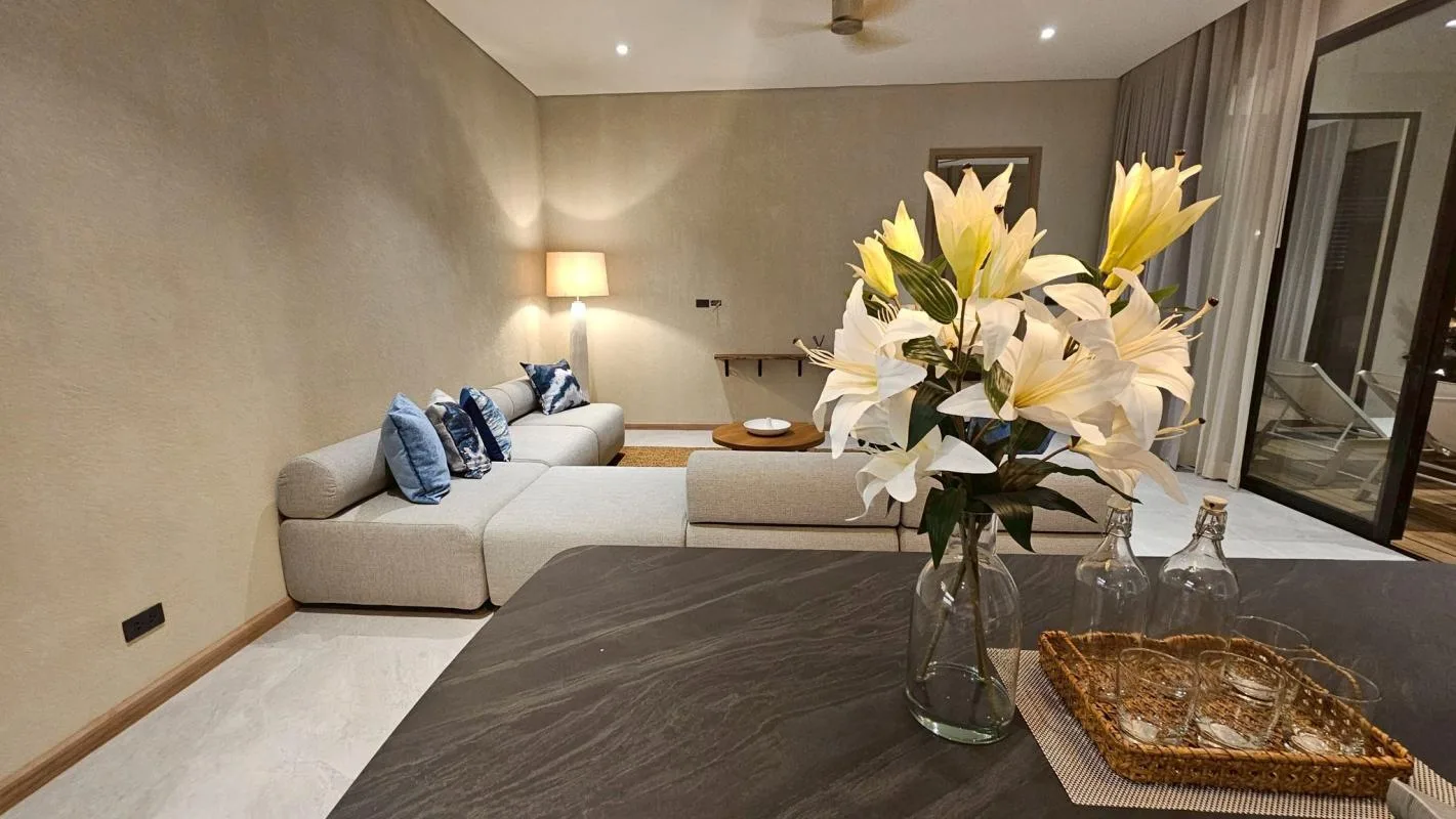 Townhome — photo 2