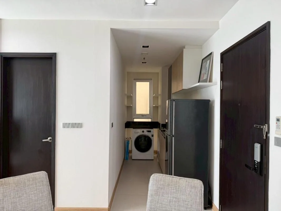 Sky Walk Condominium — photo 6