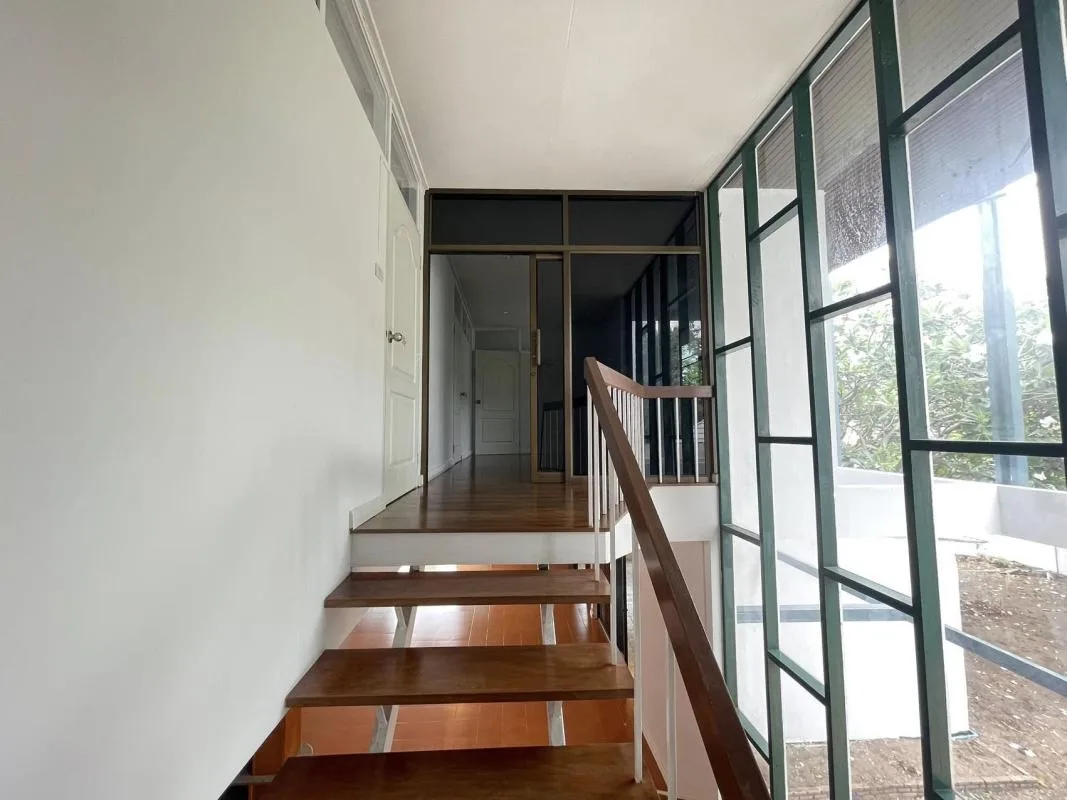 Single House Townhome In Soi Vibhavadi Rangsit 16 /20 — photo 10