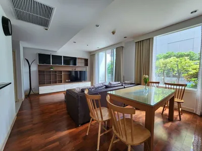 Siri Residence