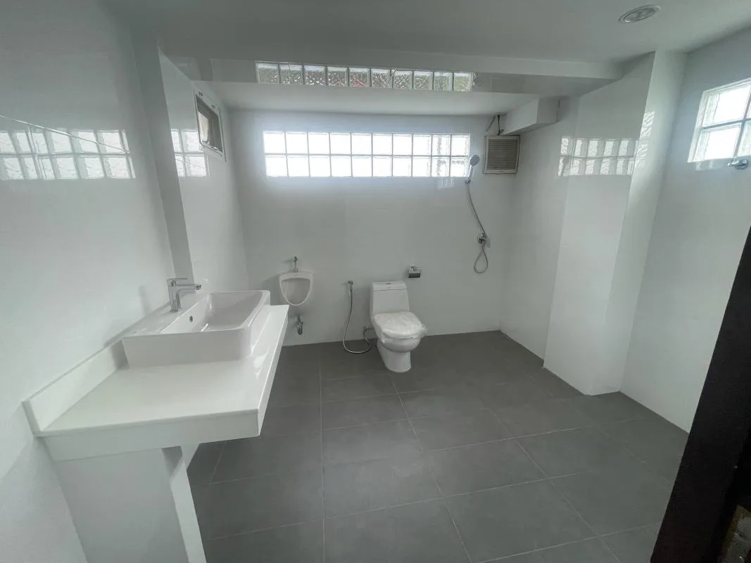 Townhome — photo 11